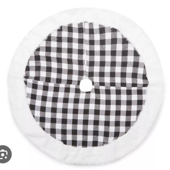 Winter Wonder Lane Buffalo Check 48" White & Black Tree Skirt - Picture 3 of 16